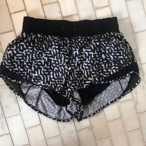 lululemon hotty hot shorts